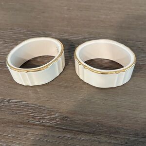 2 Lenox Eternal Elegant Cream and Gold Napkin  Rings new